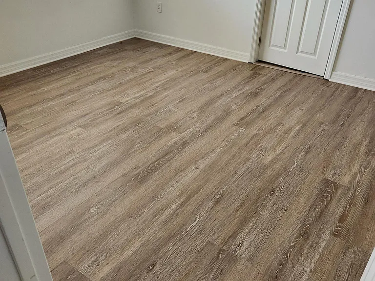 27639 Roslin Dr — Photo 14