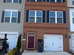 212 Tree Line Dr, Fredericksburg, VA 22405