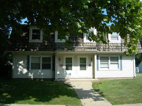 CR - 1008 Crescent Dr, 1008 Crescent Dr #Eb3bb9f93, Champaign, IL 61821