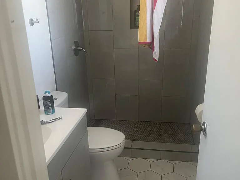 1324 E Verlea Dr — Photo 7