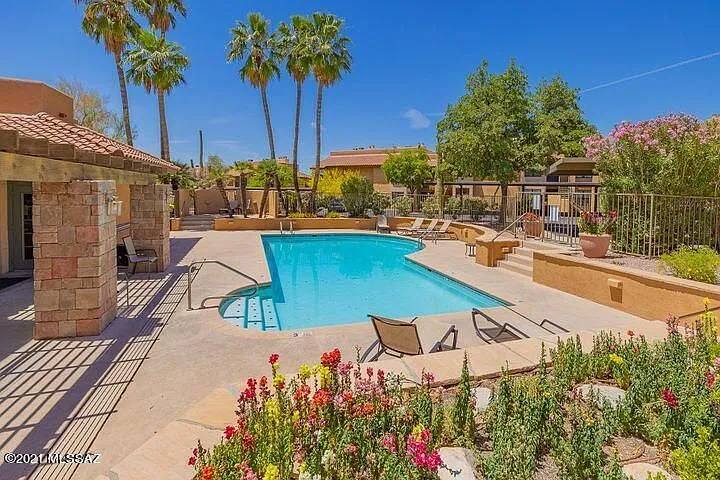 7473 E Table Mountain Rd — Photo 1