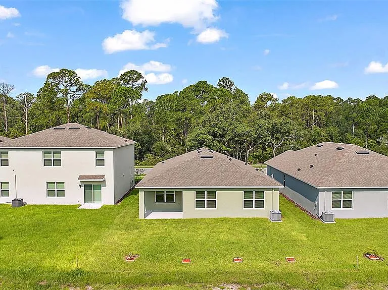 3933 Duval Ct — Photo 2