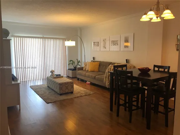 1455 N Treasure Dr APT 2C, North Bay Village, FL 33141