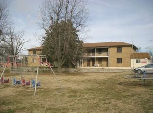 301 W Mount Vernon Blvd #13, Mount Vernon, MO 65712