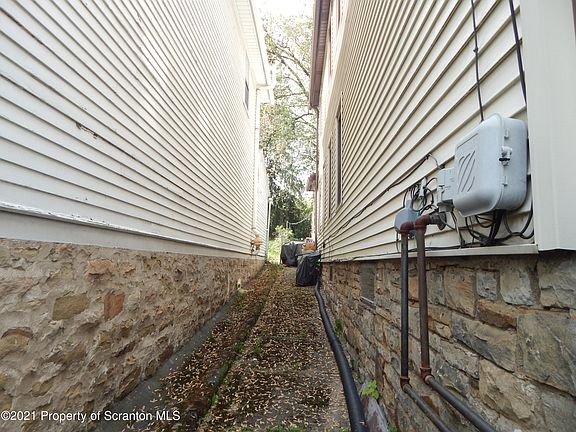 2nd image of 121 N 123 Cameron Ave