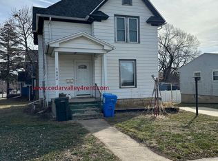 1802 Franklin St, Cedar Falls, IA 50613