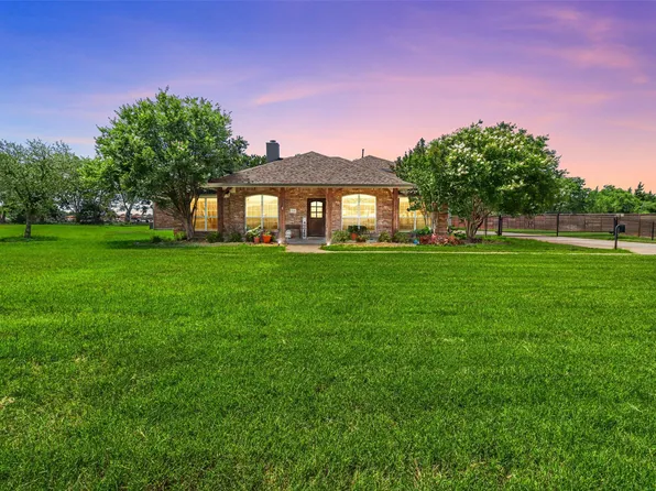 335 Meadow View Dr, Lavon, TX 75166