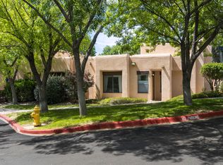 10241 Las Casitas Ct NE, Albuquerque, NM 87111