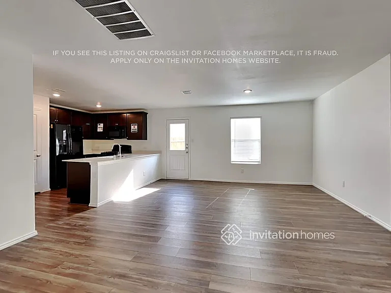 1418 Highbridge Blvd — Photo 5