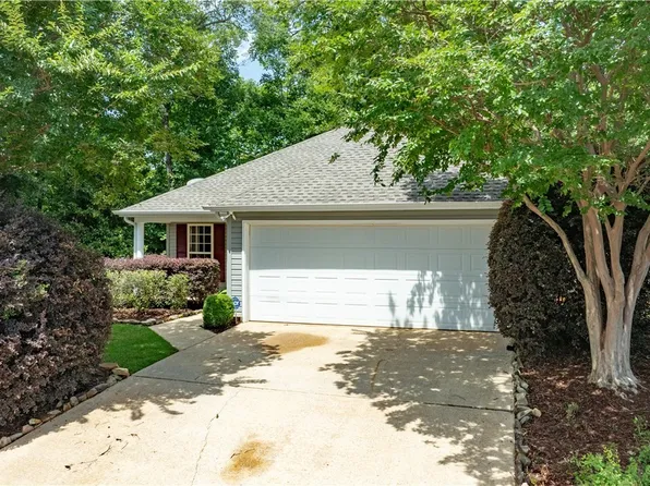 3303 Willow Ridge Dr, Tuscaloosa, AL 35404