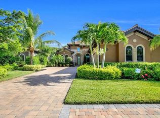 7275 Lantana Cir, Naples, FL 34119