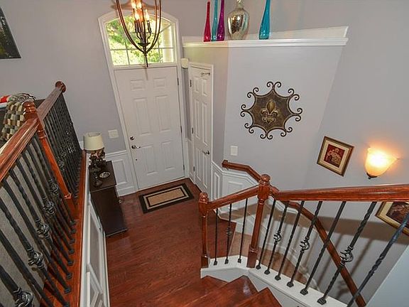 4th image of 2463 Natoma Ct SE Unit 2463