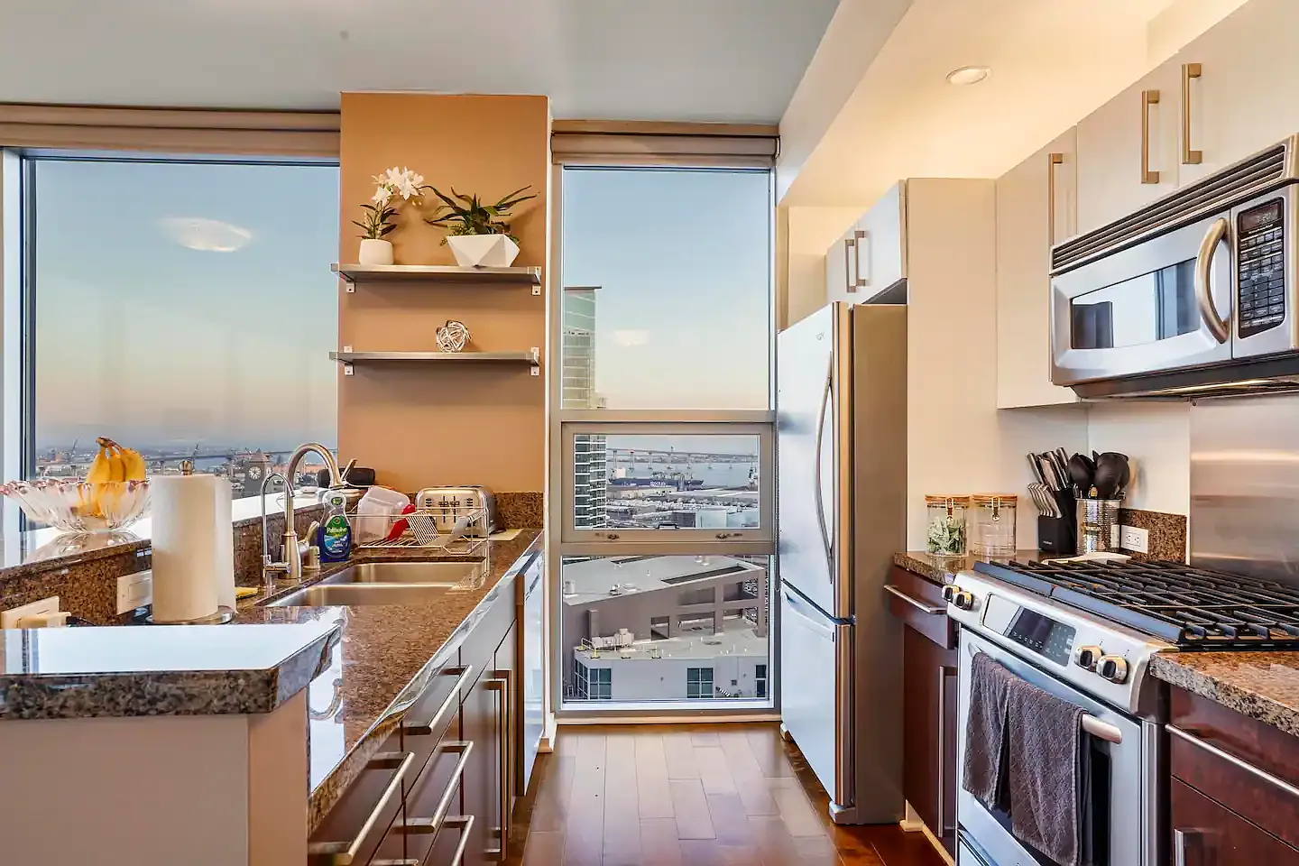 2 bed, 2.0 bath, $6,125 — Photo 4