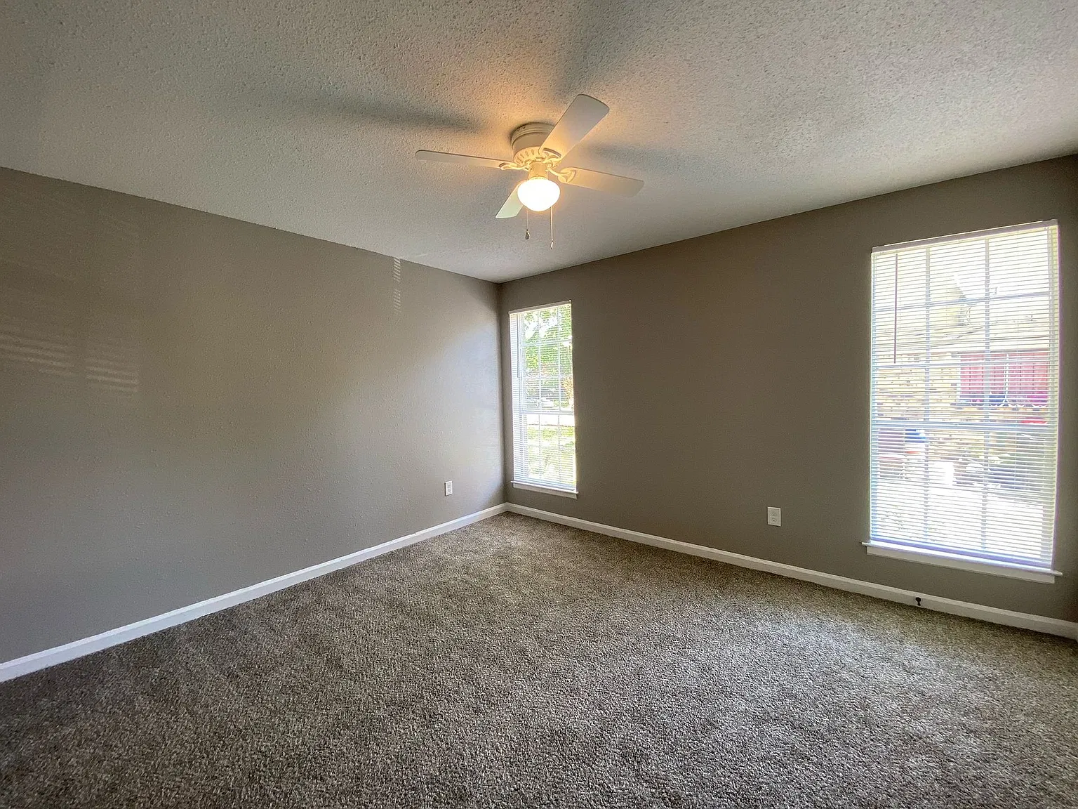 5432 Jasmine Cv — Photo 4