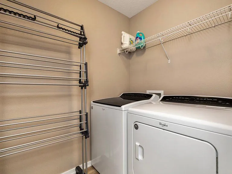 223 Pin Oak Ct — Photo 15