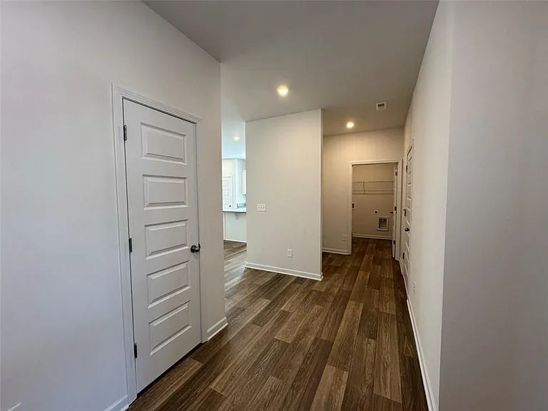4 Bennett Way — Photo 17