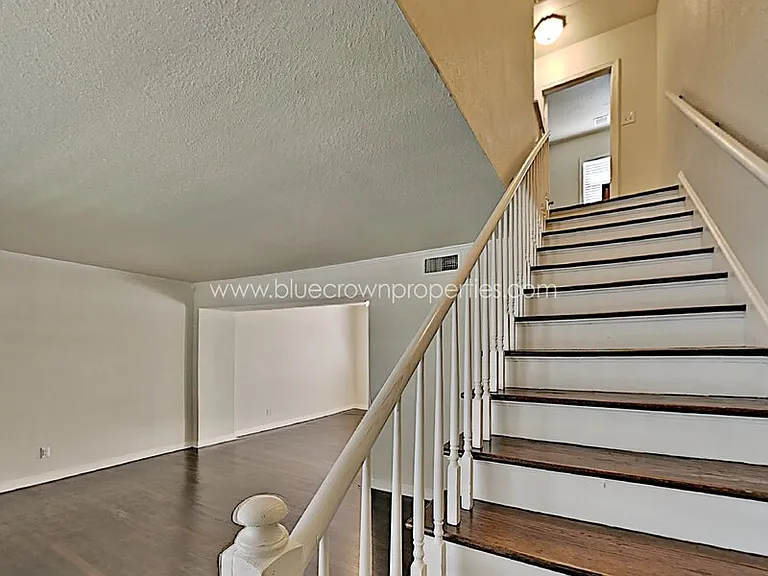 6491 Bordeaux Ave — Photo 10