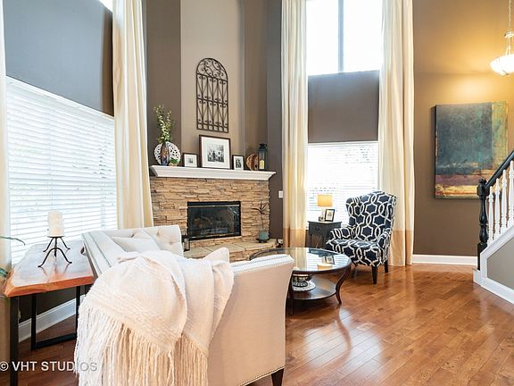 3rd image of 3026 Serenity Ln