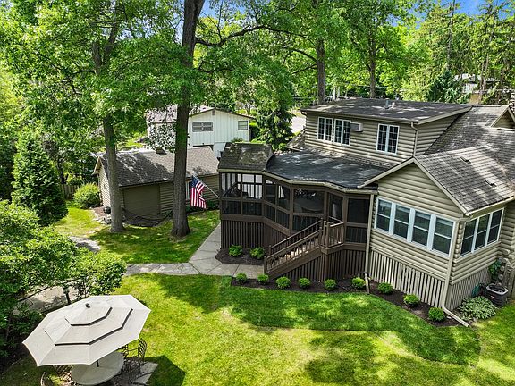 5th image of 837 Van Slyke DRIVE