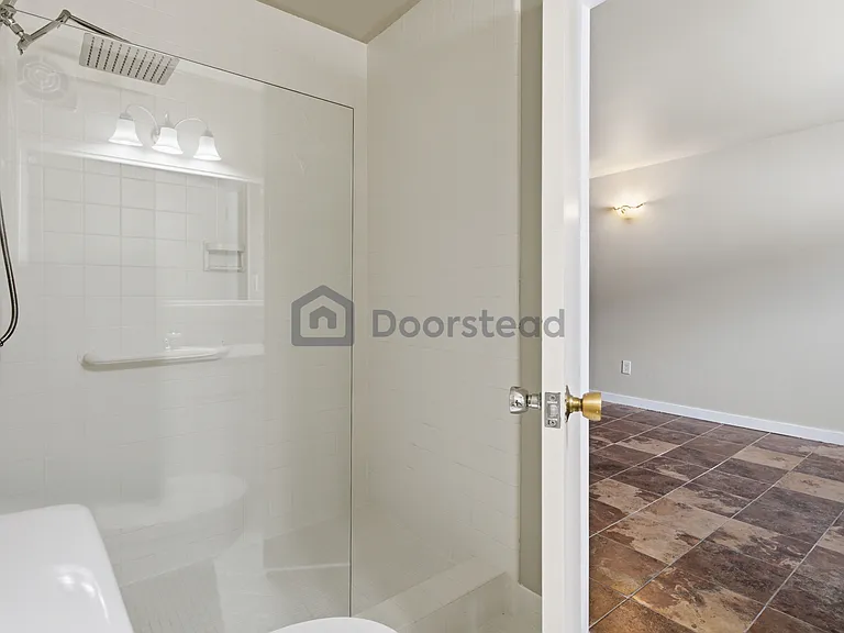 11515 Greenwood Ave N #B — Photo 25