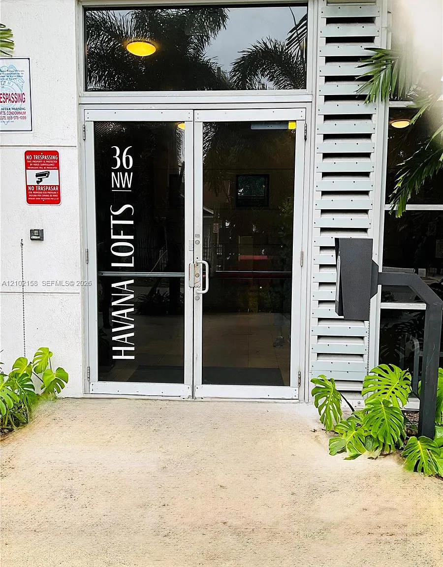 Havana Lofts Condo — Photo 2