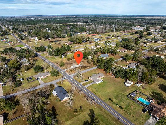 5th image of 422 Debra Ln