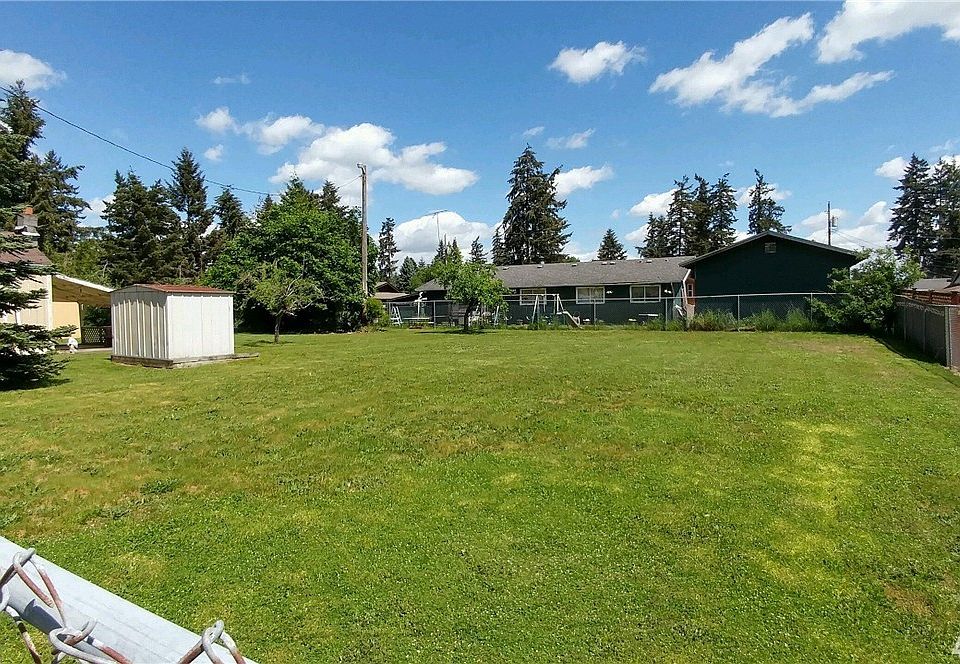 2nd image of 17023 18th Ave E