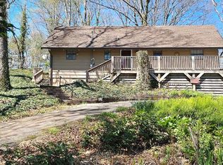 514 Mark Dowdle Rd, Franklin, NC 28734
