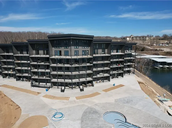 182 Vintage Dr #3E, Lake Ozark, MO 65049