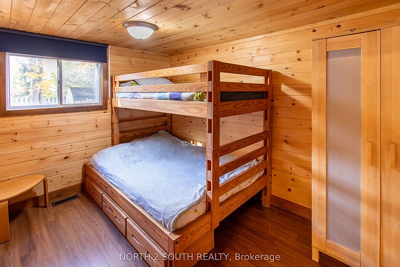 Wasaga Beach House for rent - 3 Bedrooms — photo 27
