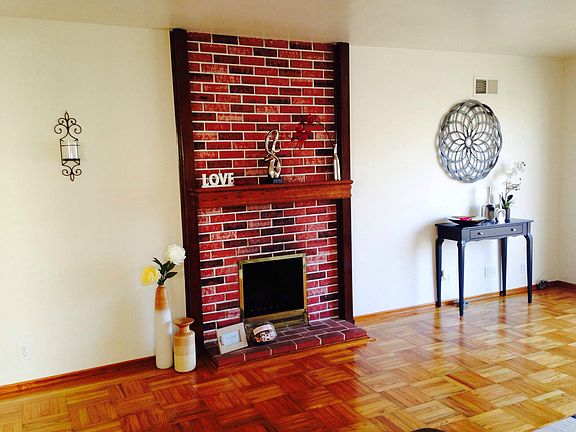 5th image of 413 Westmoor Ave