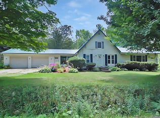 9033 Prindle Rd, North East, PA 16428