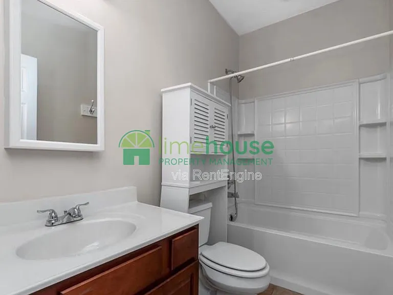 106 Parkview Ave — Photo 4