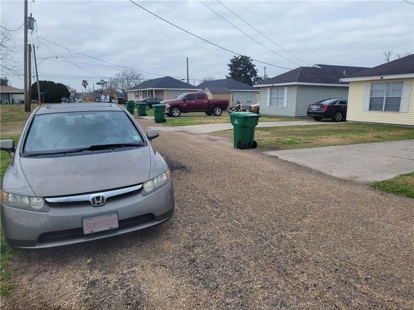 712 26th St, Gretna, LA 70053