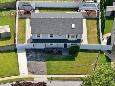 10 Carman Boulevard, Massapequa, NY, 11758