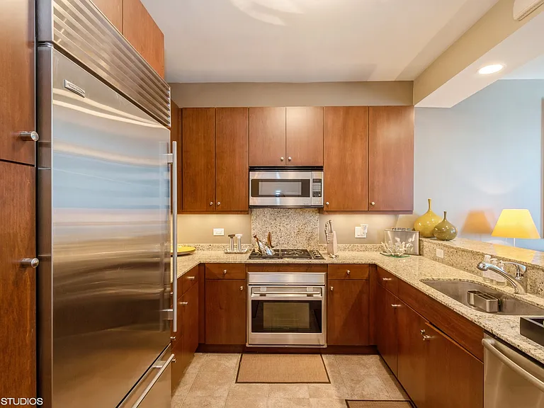 600 N Lake Shore Dr #3310 — Photo 7