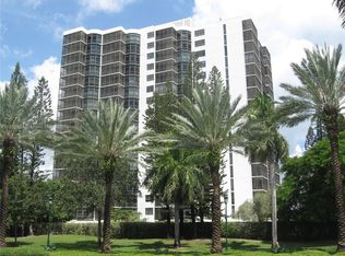 20100 W Country Club Dr APT 1504, Aventura, FL 33180