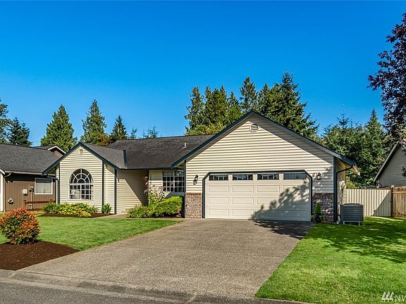 3rd image of 14025 54th Dr NE