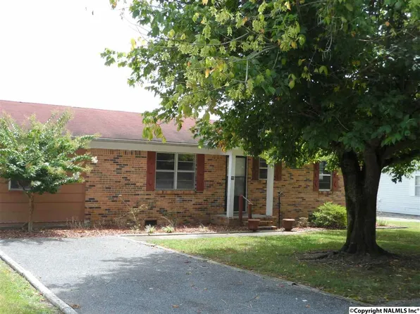 95 Rolling Hills Dr, Arab, AL 35016