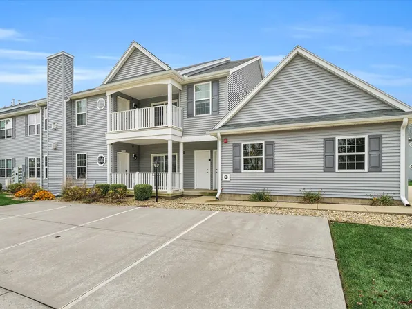 3048 E Stillwater Landing 104, Urbana, IL 61802