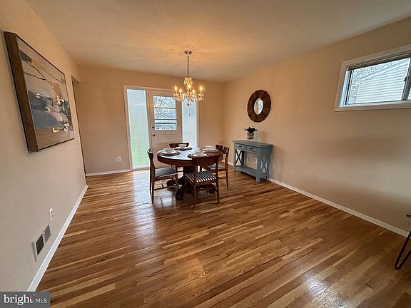 4th image of 14122 Chadwick Ln