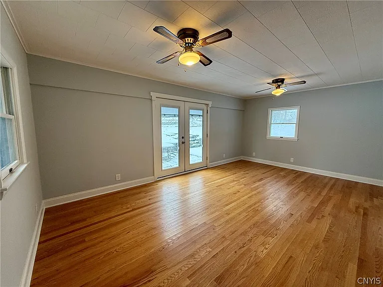 223 Cleveland Blvd — Photo 18