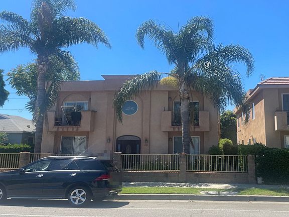 2nd image of 5725 Woodman Ave
