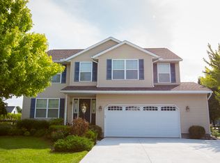 4449 Bridle Dr, Maumee, OH 43537