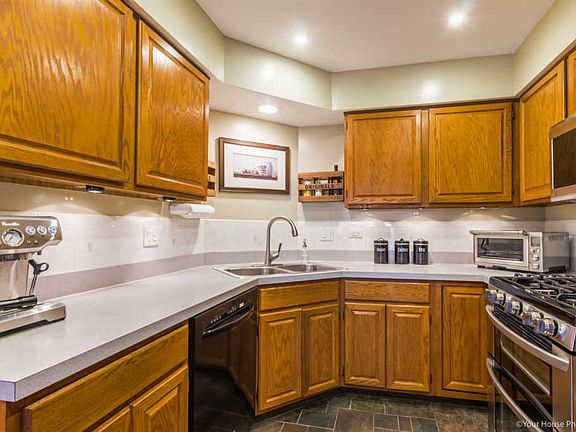 5th image of 1439 Derby Ln