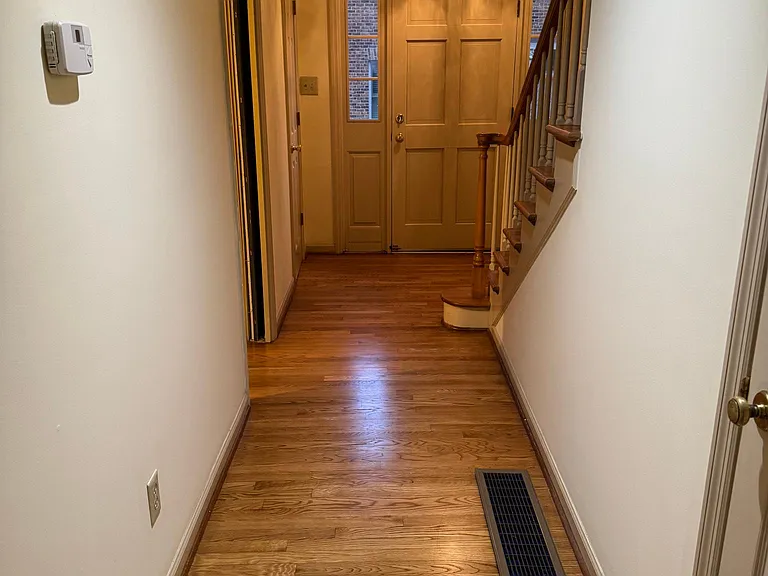 240 Chippendale Cir — Photo 28