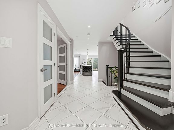 4th image of 1706 Woodside Ln
