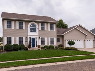 2821 Sunset Ln NE, Rochester, MN 55906