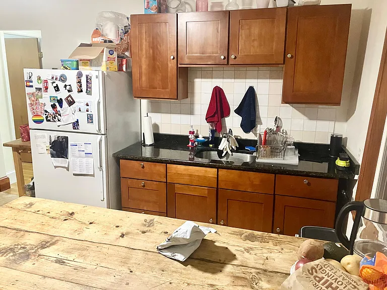 188 Hillside St #2 — Photo 5