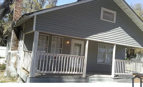 3rd image of 508 NE Simms Dr
